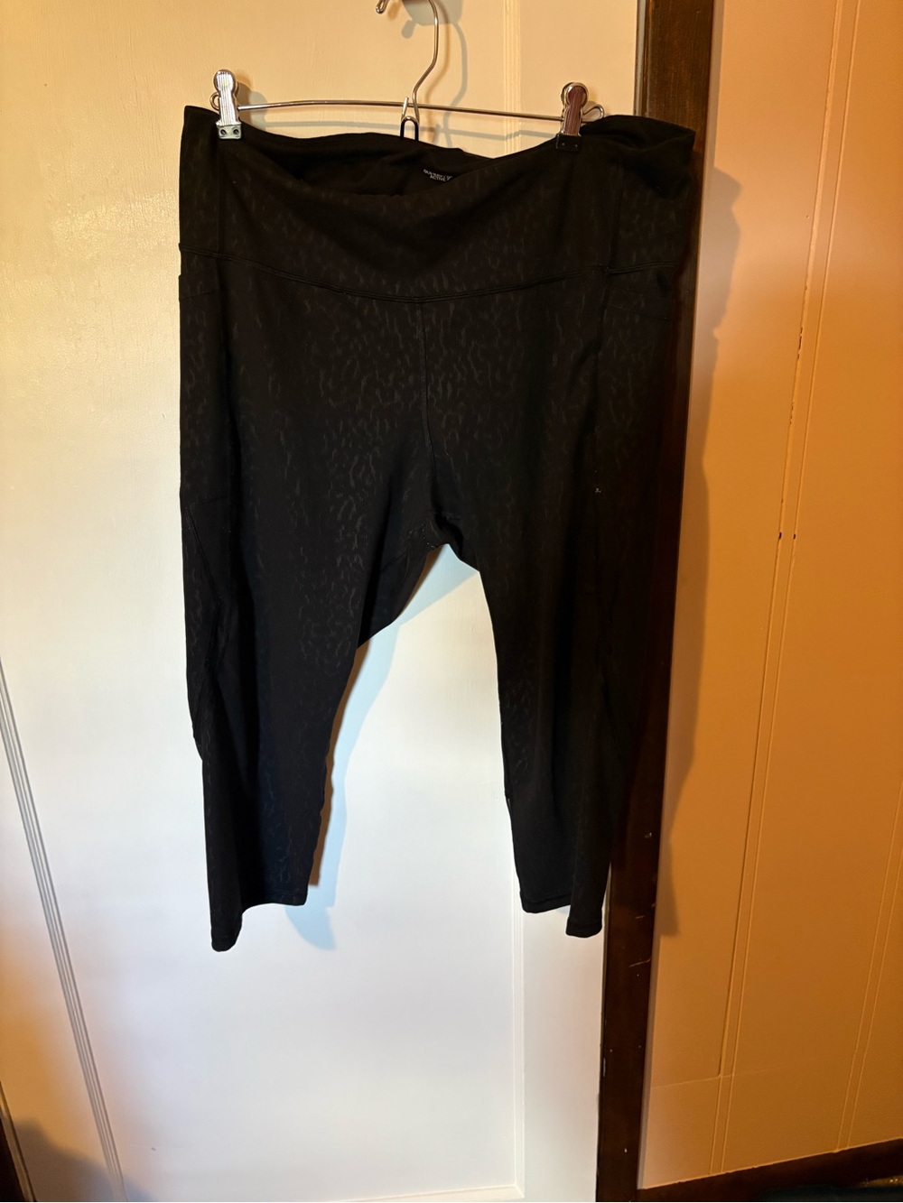 Avia Black Leggings with Subtle Jacquard Texture